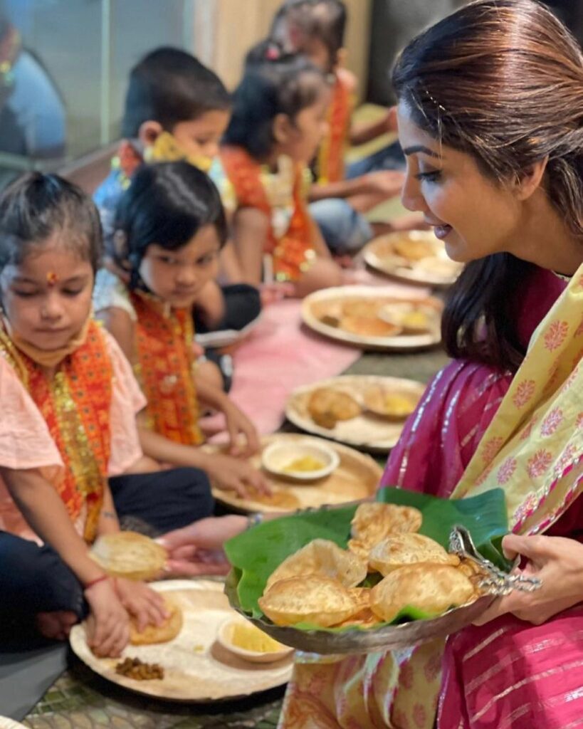 Celebrity ShilpaShetty doing Kanjak Kanjak pooja during Navratri 