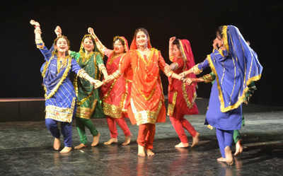 Jagarna dogri dance