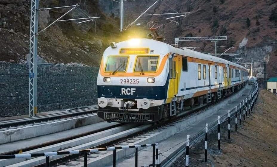 Srinagar-New Delhi rail service to begin on January 26