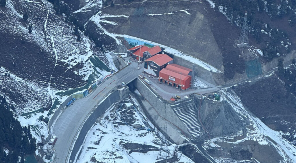 Z-morh tunnel in sonamarg