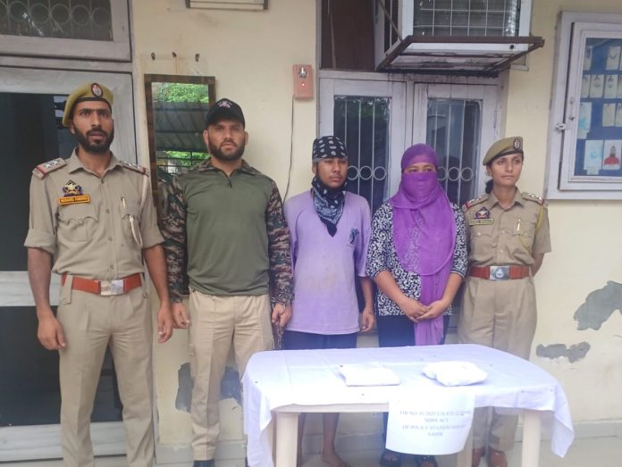 Brother sister Arrested With Heroin Worth Rs 70 Lakh In Jammu