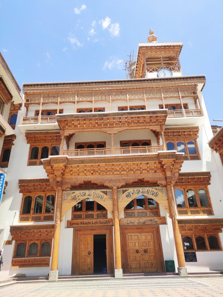 Jama masjid in ladakh – a symbol of harmony and history in the heart of leh 1 Jama masjid in leh, ladakh