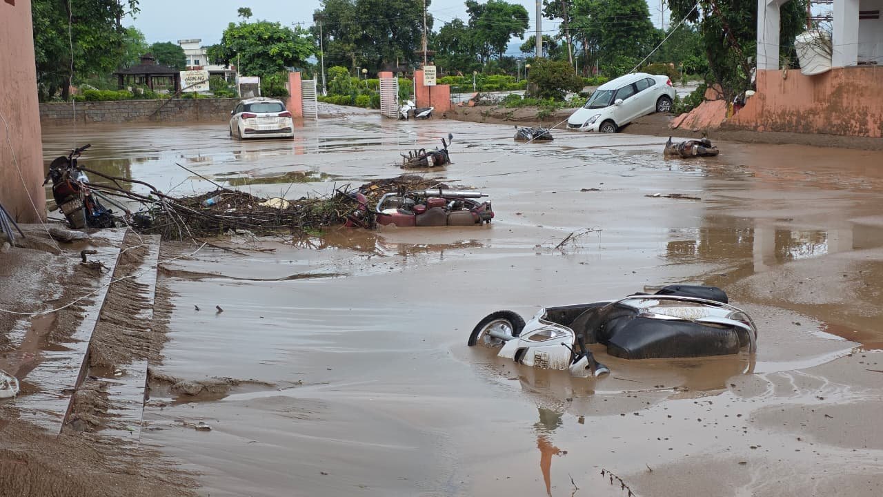 Jammu floods: 2,788 families affected, ₹73 crore needed for infrastructure repair, govt informs assembly 1 Floods jammu 2025