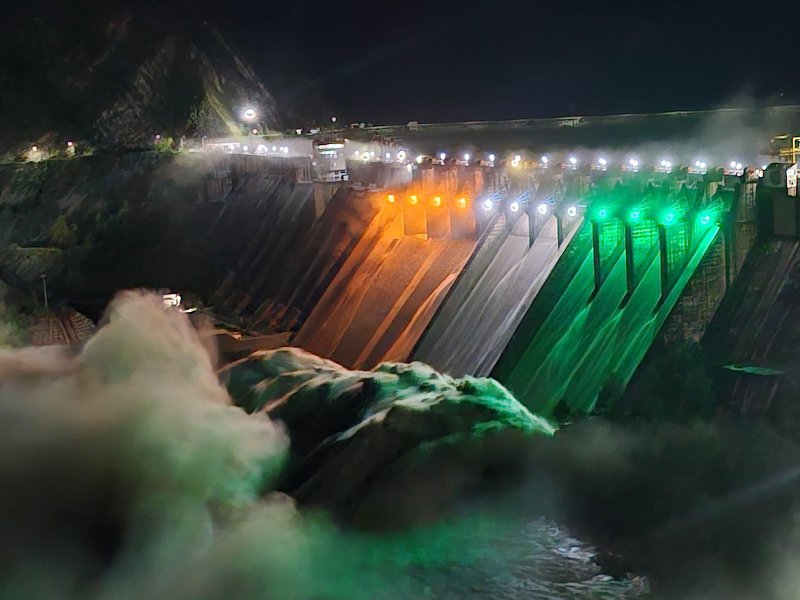 Independence day 2025: jammu & kashmir light up in colours of tricolour 2 Salal dam shines in the tricolour on the eve of independence day 🇮🇳 celebrating the spirit of freedom and unity!
