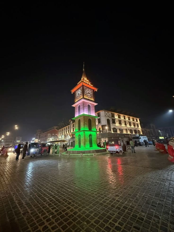 Lal chowk srinagar –things to do, ghanta ghar, famous food & history 1 Lal chowk ghantaghar s